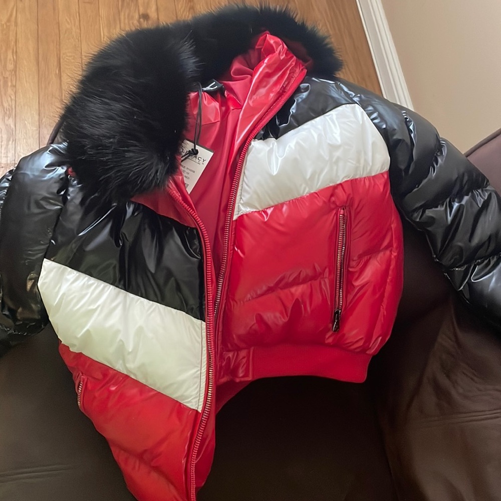 Red , blk and white kids puffy coat. Brand new! Size 10.